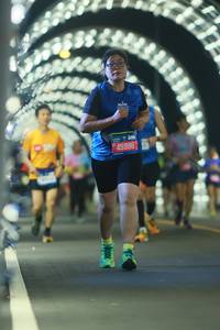 BIB: 45996
                            <button type="button" onclick="openModal(21231619)" class="btn btn-primary btn-sm float-right btn-popup" data-toggle="modal" data-target=".modal-high-quality">
                        <i class="fas fa-shopping-cart"></i> Add to Cart
                    </button>
                                            <button type="button" onclick="isThisMe(21231619, true)" class="btn btn-success btn-sm float-right btn-popup btn-isme hidden" data-toggle="tooltip" data-placement="bottom" title="นี่คือรูปของคุณใช่ไหม คลิกที่นี่เพื่อเอาเข้าอัลบั้ม">
                        <i class="fas fa-plus"></i> Add to album
                    </button>
                    <button type="button" onclick="isThisMe(21231619, false)" class="btn btn-warning btn-sm float-right btn-popup btn-isnotme hidden">
                        <i class="fas fa-ban"></i> Remove from album
                    </button>